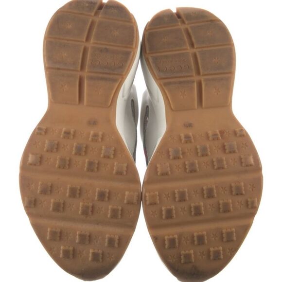 Gucci White and Green Sneakers with Sporty Design - Picture 5 of 5